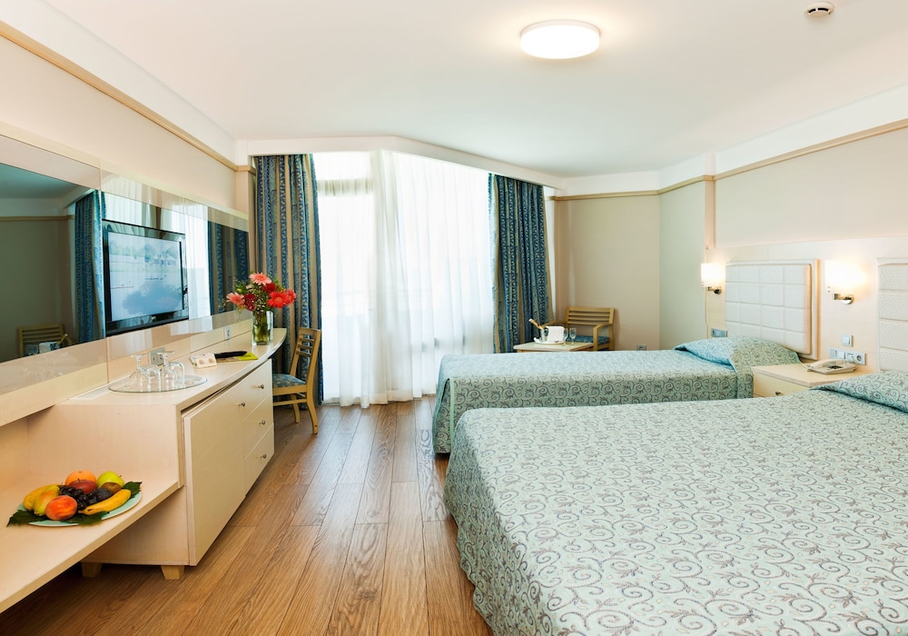 VONRESORT Golden Coast - All Inclusive