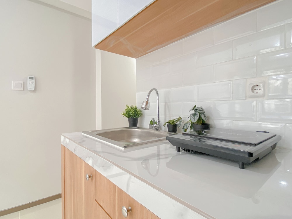 Best Deal Studio At Meikarta Apartment