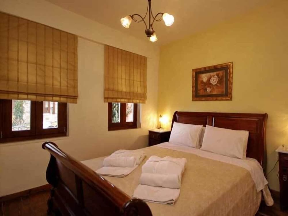 Menalia Villas & Suites