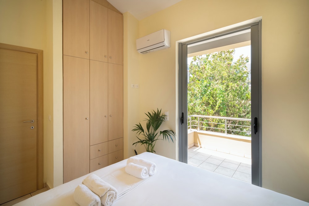 Aggeliki House by The Sea