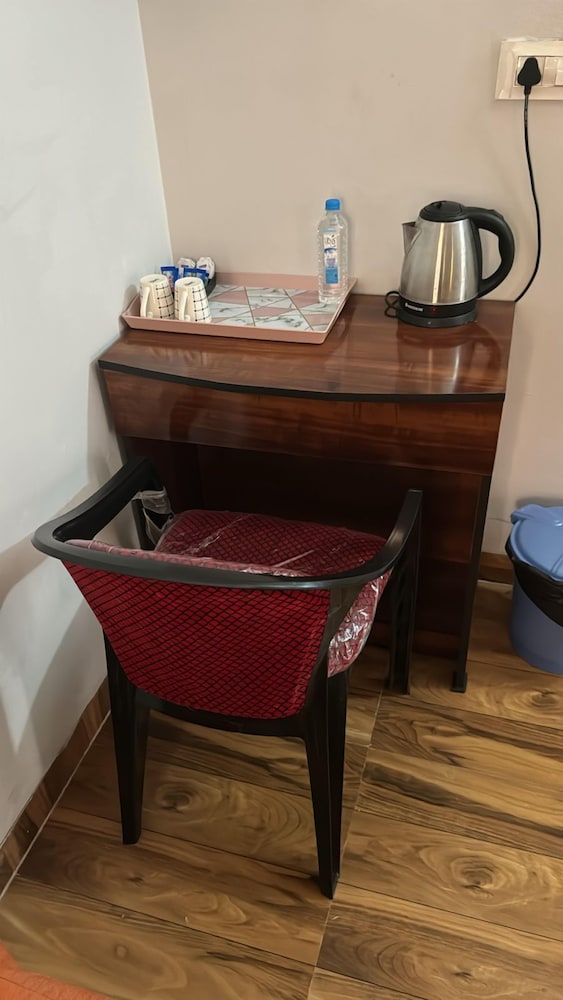 Pearl Suites at Omex Enternity