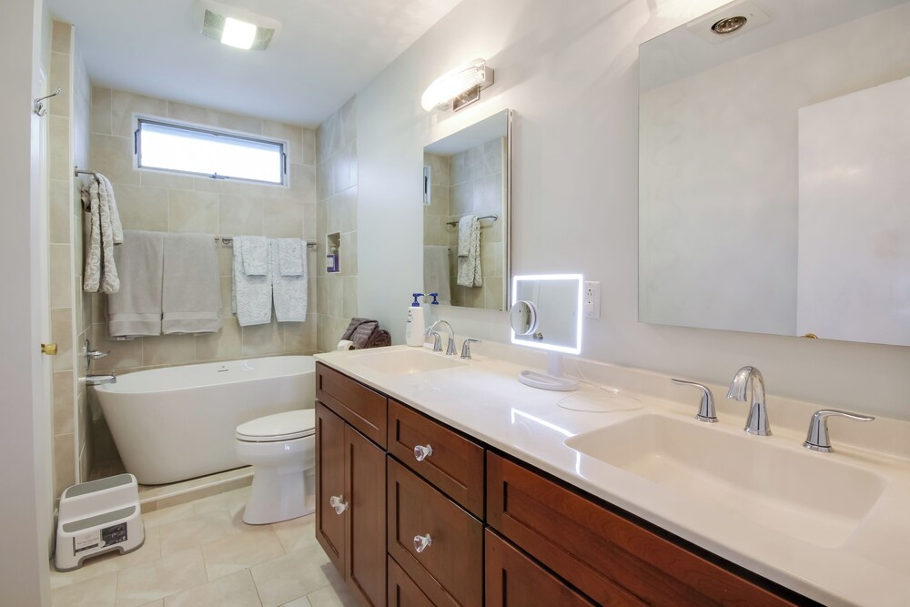 Stunning Views & Beach Access: Plattsburgh Getaway