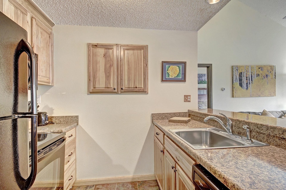 SkyRun - Vacation Condos in Copper Mountain Resort CO
