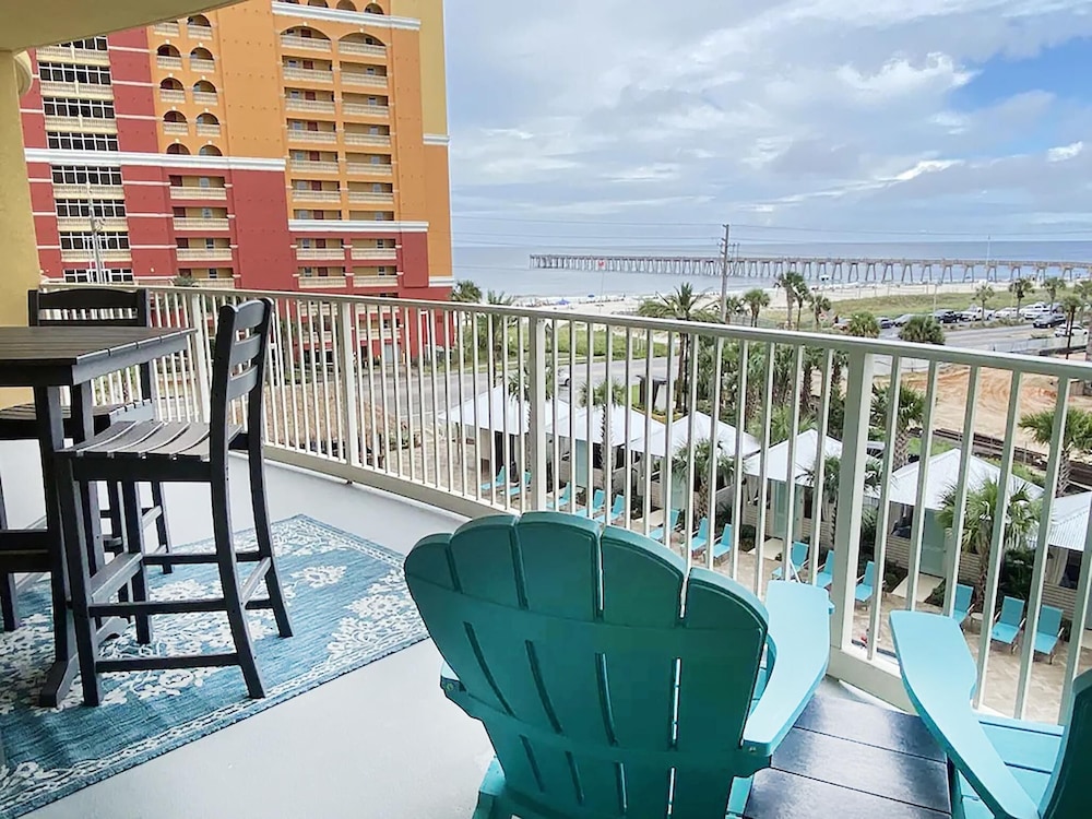 Calypso 3-406 - Paradise by the Pier