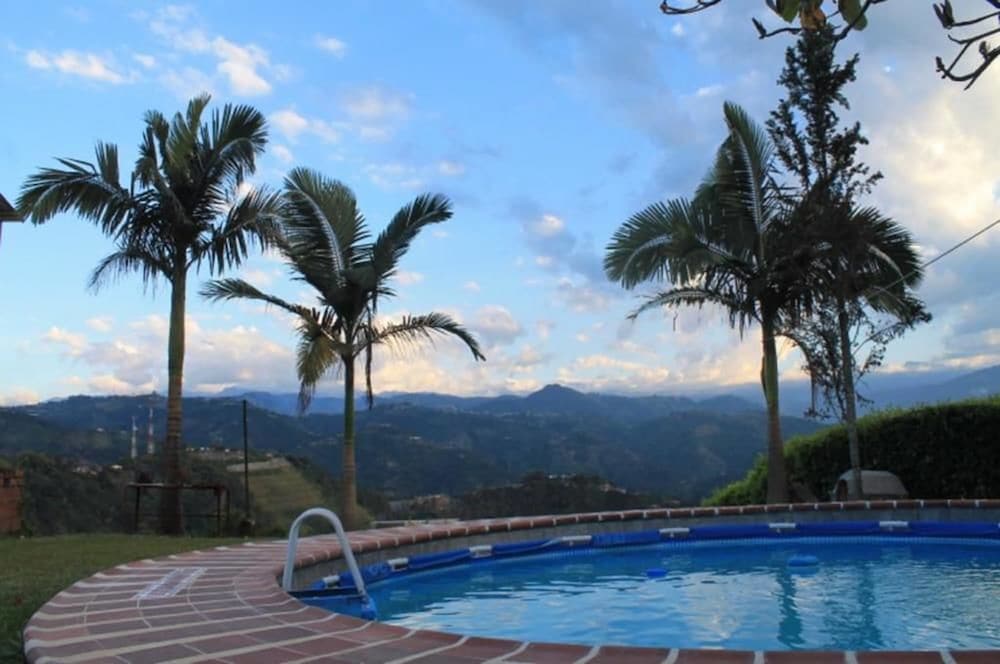 Velez Del Campo view 5