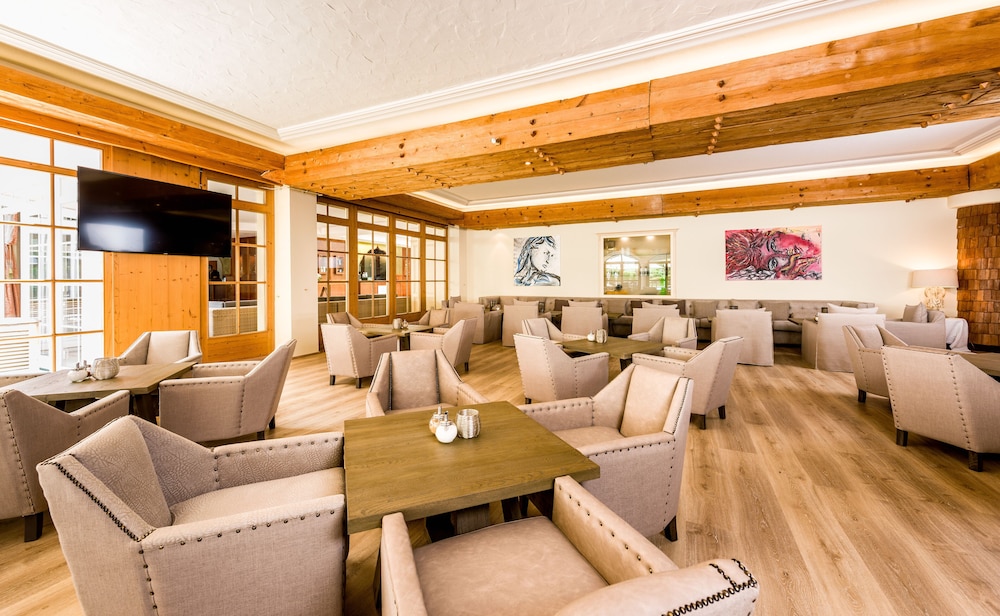 Wellnesshotel ...liebes Rot-Flüh