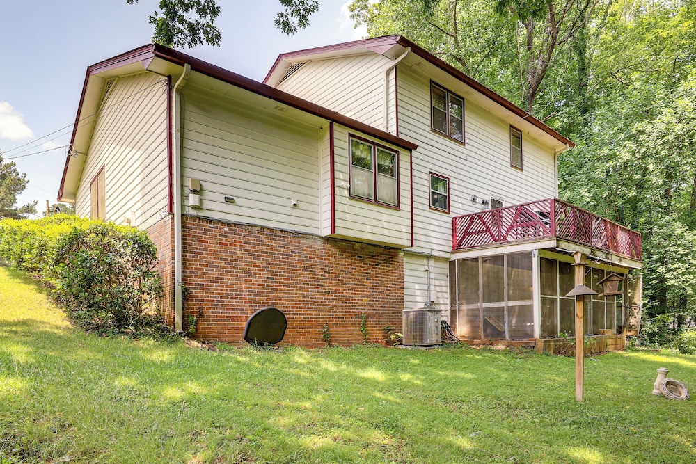 Group Getaway: Spacious Home in Stone Mountain!