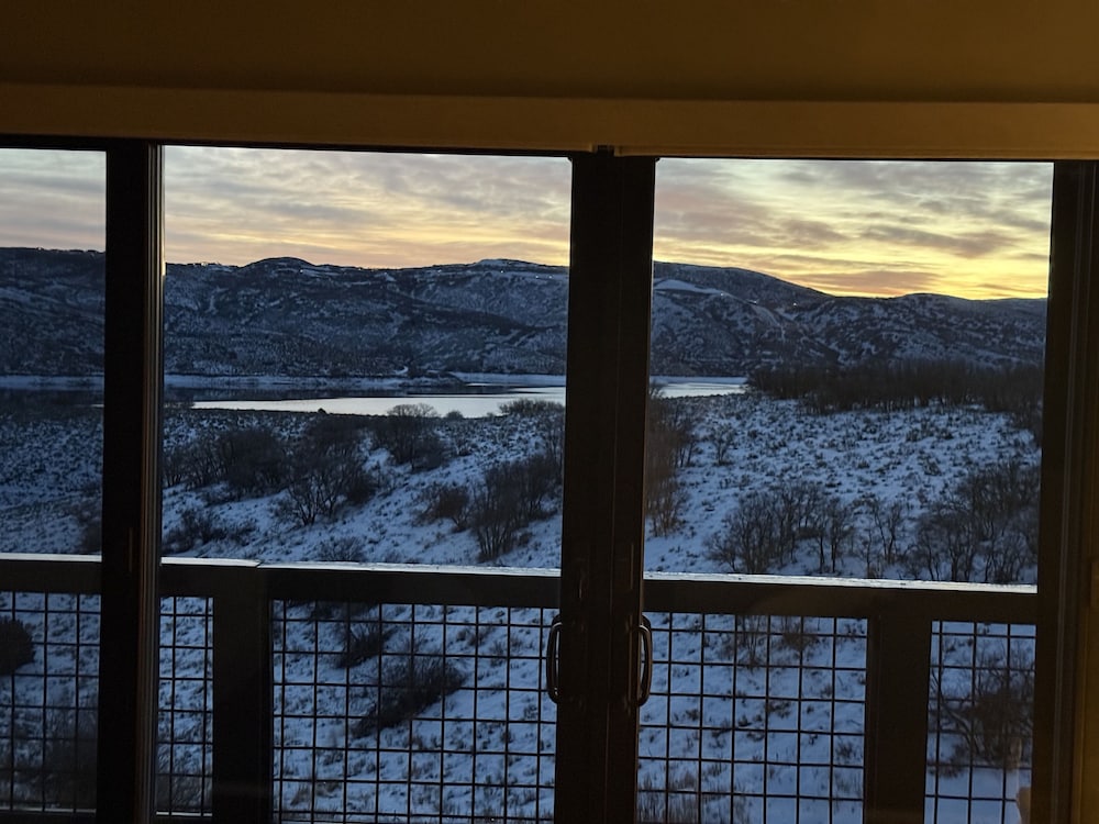 Deer Valley East Perfection On Vissen! 933 4 Bedroom Townhouse