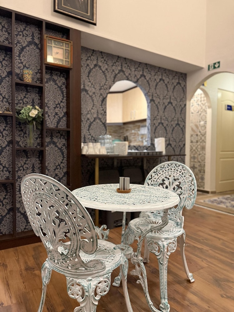 Oasis Inn Budapest