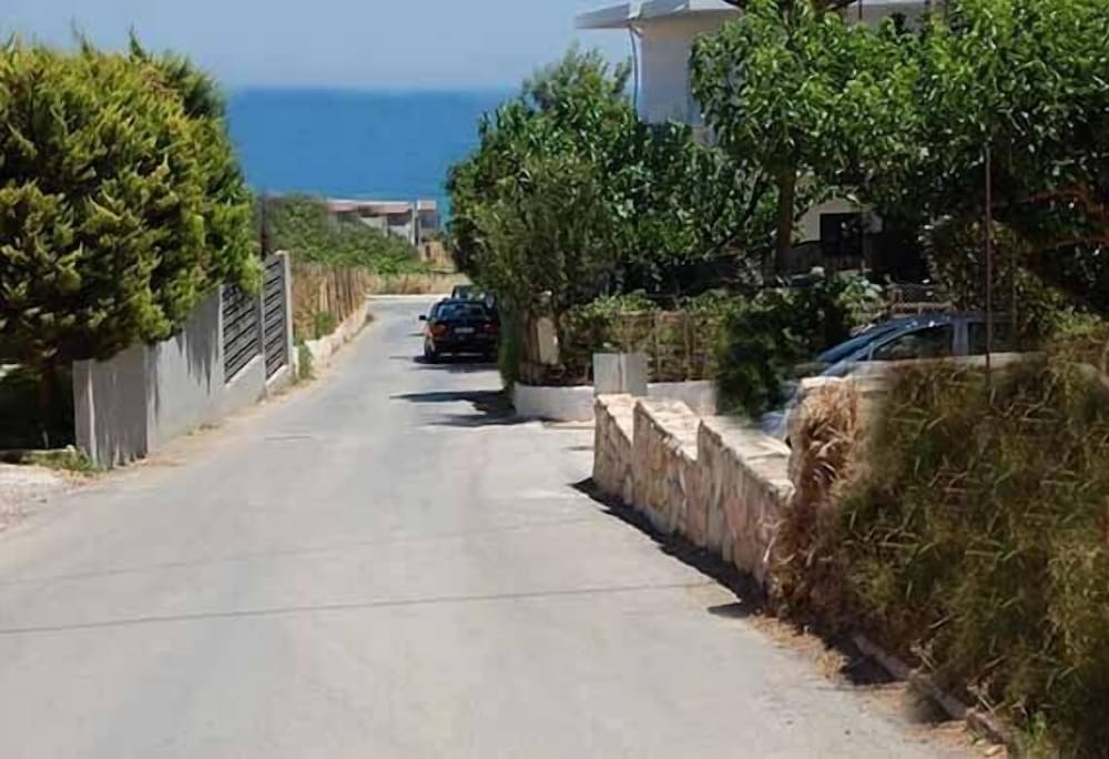 Armonia Apartments