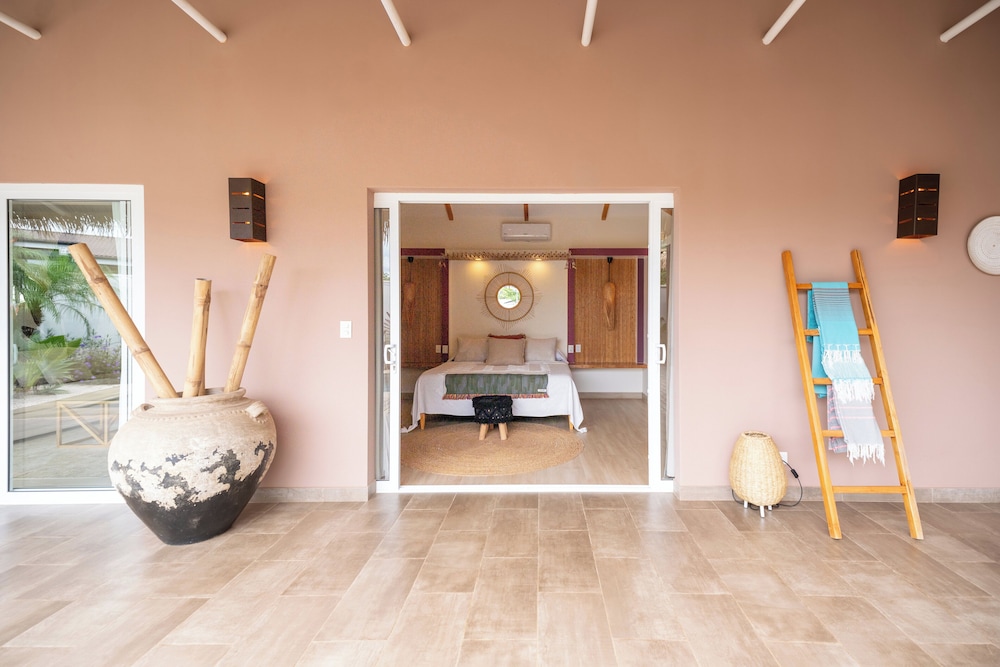 Close to Beach - Gated Community - Villa Salomé
