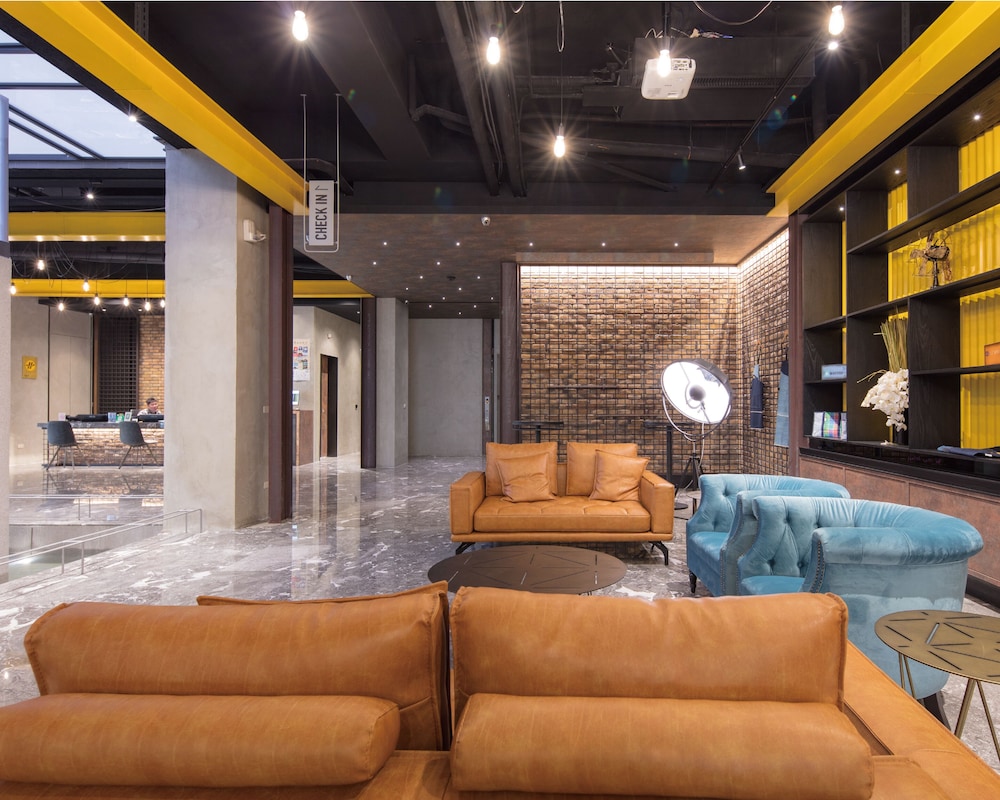 Oinn Hotel & Hostel Tainan view 4