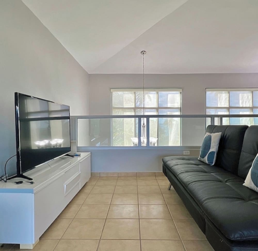 Golfside Villas - Property Image 169