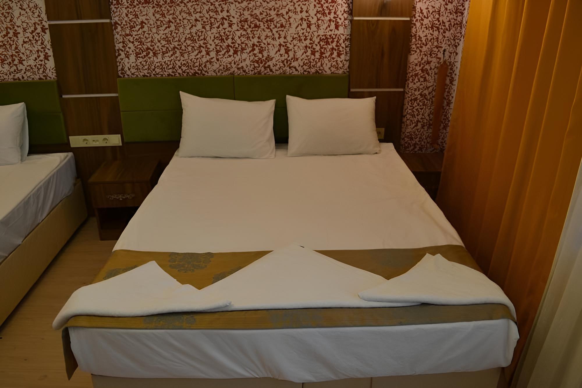 Istanbul Mosq Hotel at Fatih