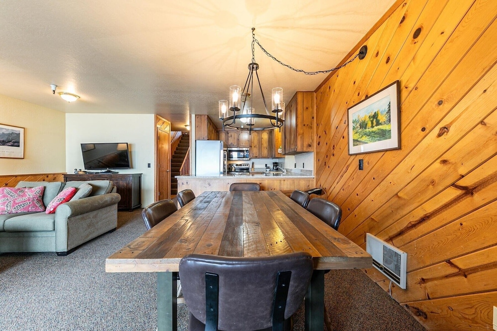 154 Bldg D 2 Bedroom Townhouse