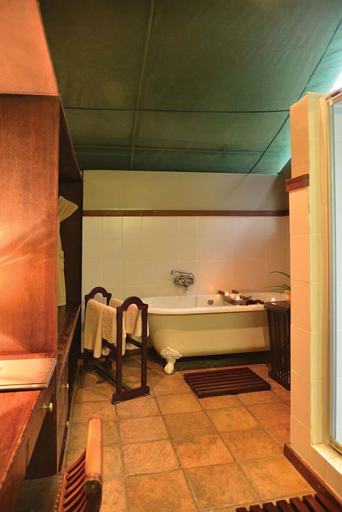 Falaza Game Lodge