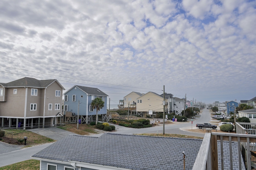 Just Sandy by Topsail Realty