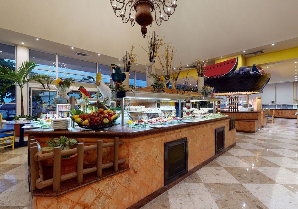 Grand Park Royal Cancun - All Inclusive