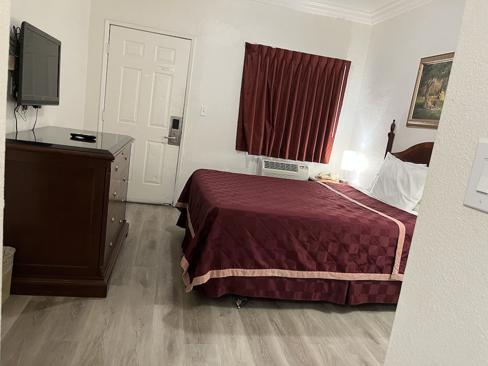 Economy Inn