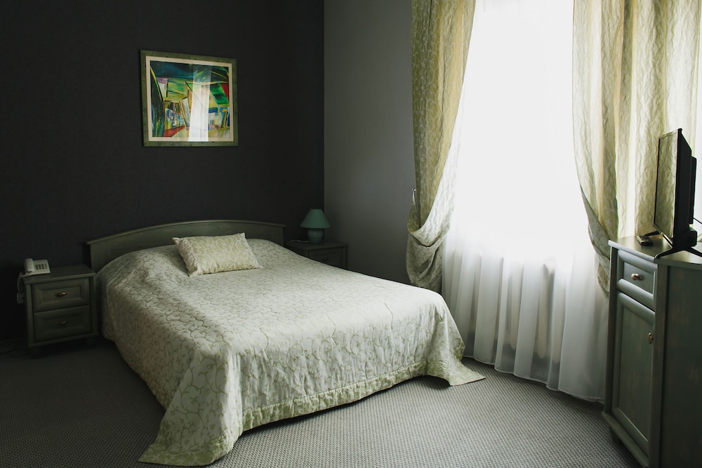 Hotel Shale
