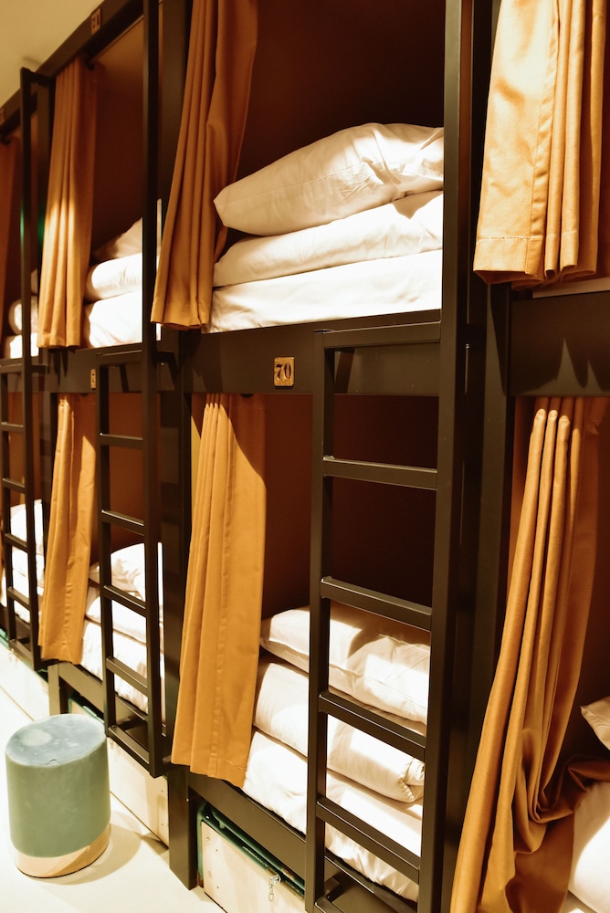 Durty Nelly's - Hostel