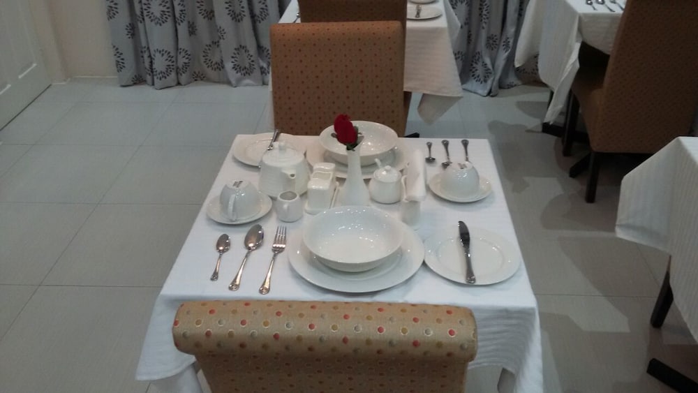 First Avenue Guest House