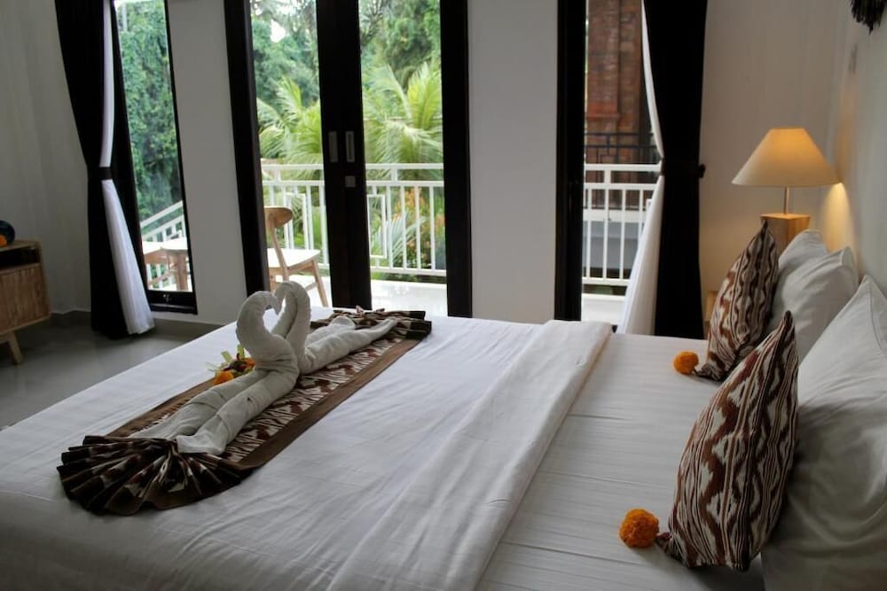 Hanaka Riverside Ubud