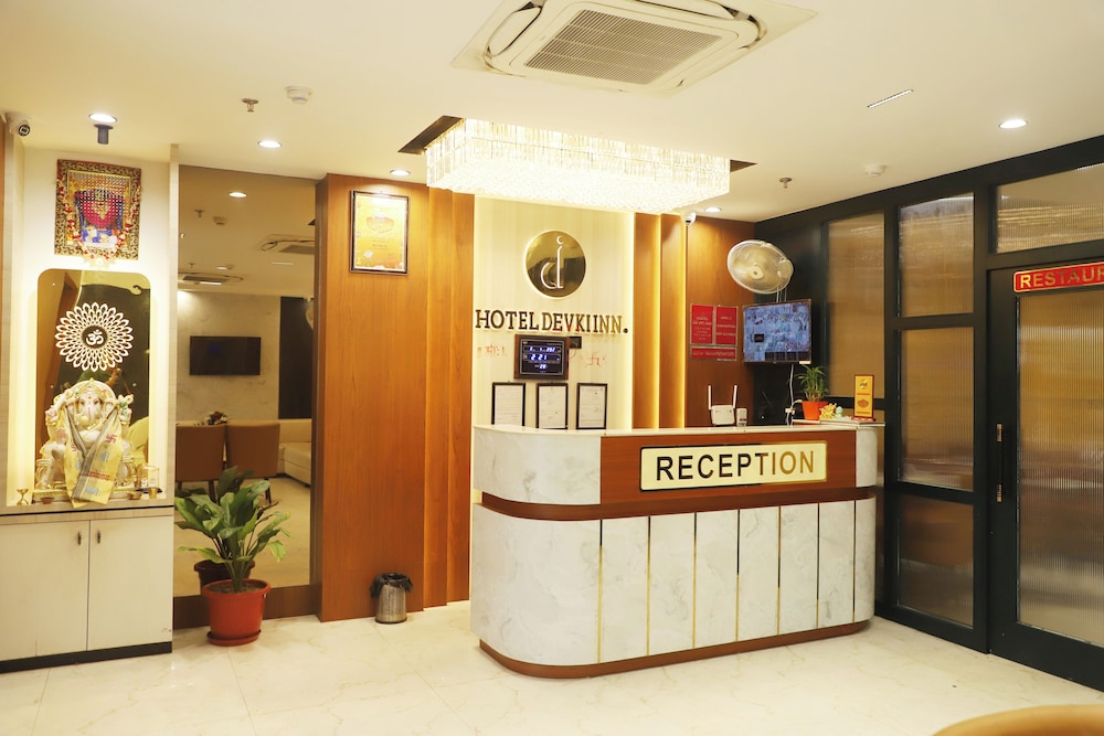 Hotel Devki Inn