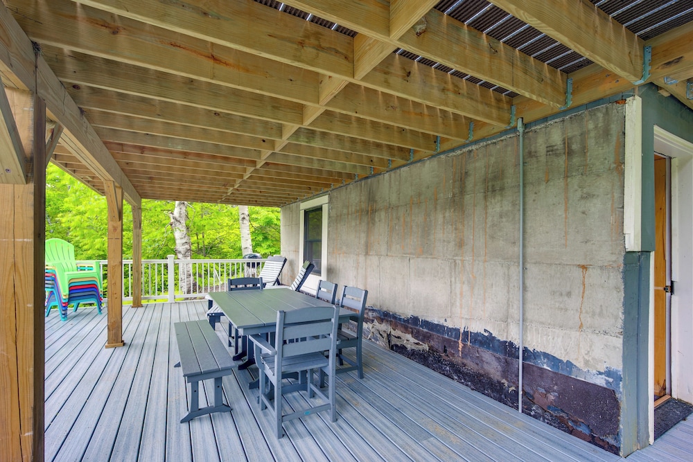 8 Mi to Okemo Mountain Resort: Mtn-view Retreat!