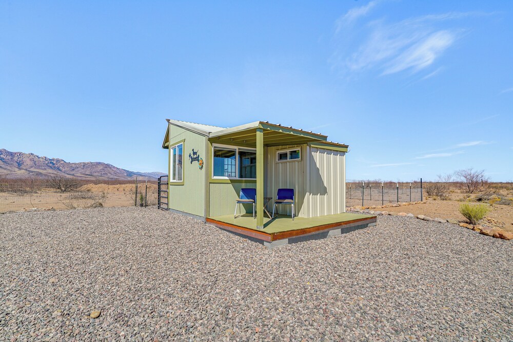 Tiny Home Studio: New Mexico Nature Retreat!