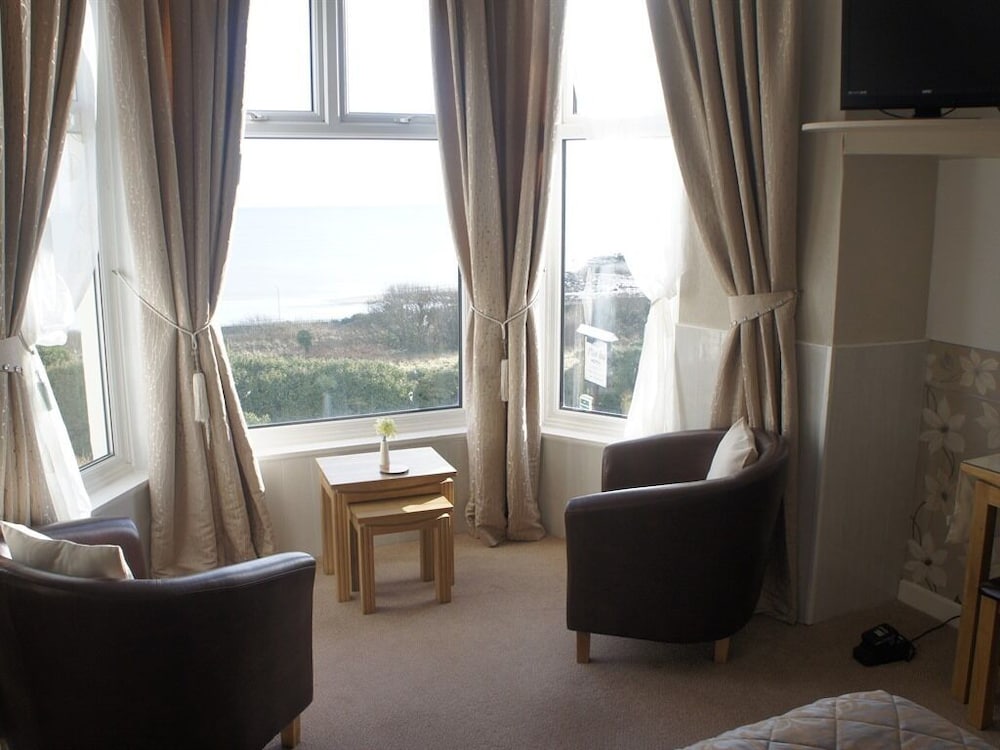 Plas Isa Hotel