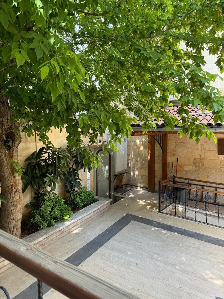 Aysel Hanım Konağı view 4