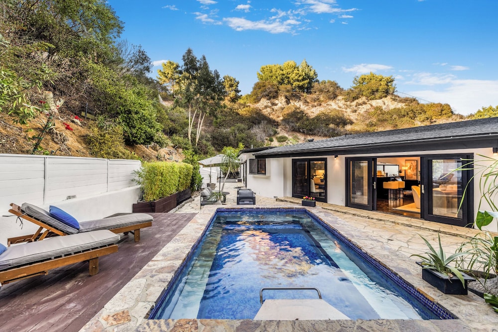 Shirley Lane- Elegant Mid-century Oasis With Pool & Canyon Views - Image 5