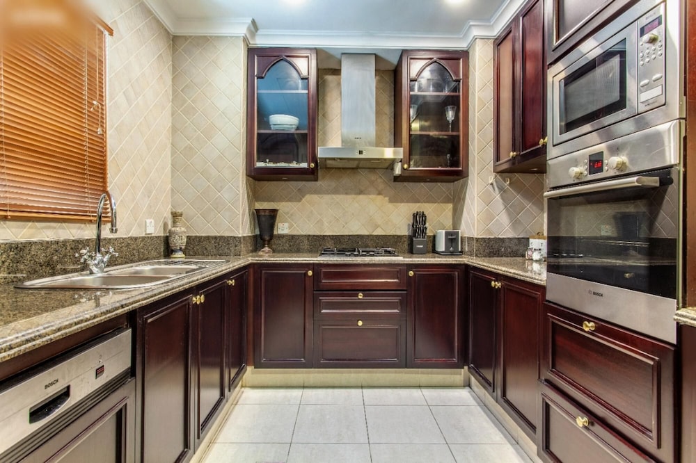 Traditional Meets Modern in Downtown