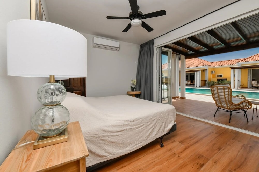 Picaron Villas in Santa Cruz