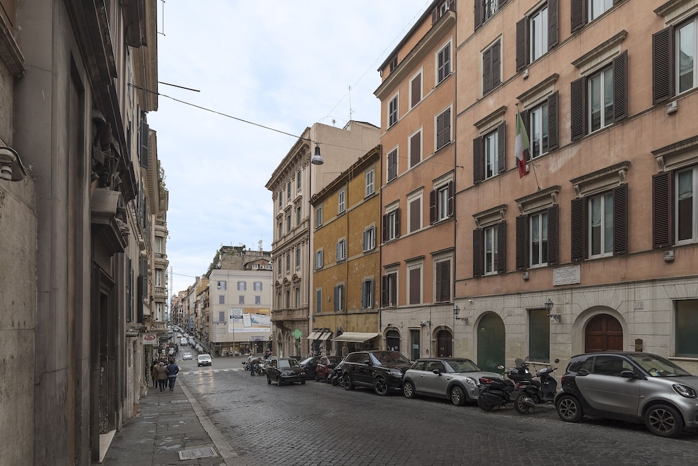 Quattro Fontane Sweet Suite