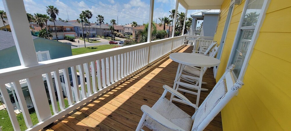 121 Snapper By The Sea 4 Bedroom Home
