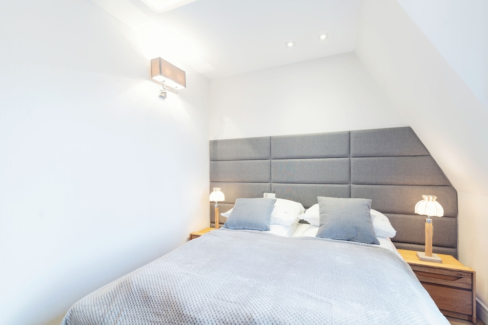 Grand Apartments - Blue Marlin Luxury