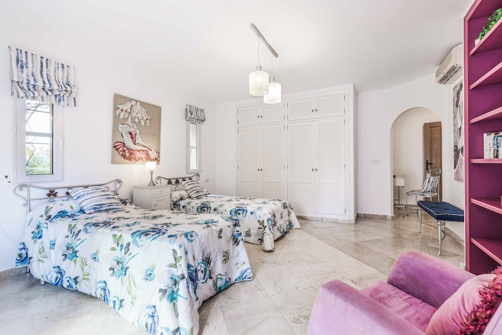 Villa Santana 140