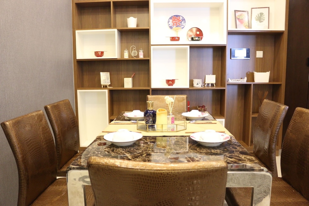 Beautiful Domain 2 Bedrooms