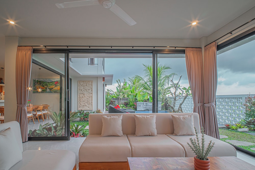 Mahadewi Sunset Villa