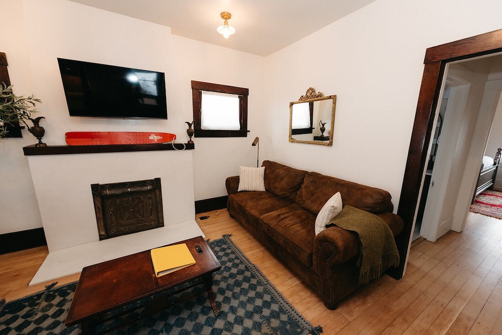 Ellerbeck Mansion Bed & Breakfast