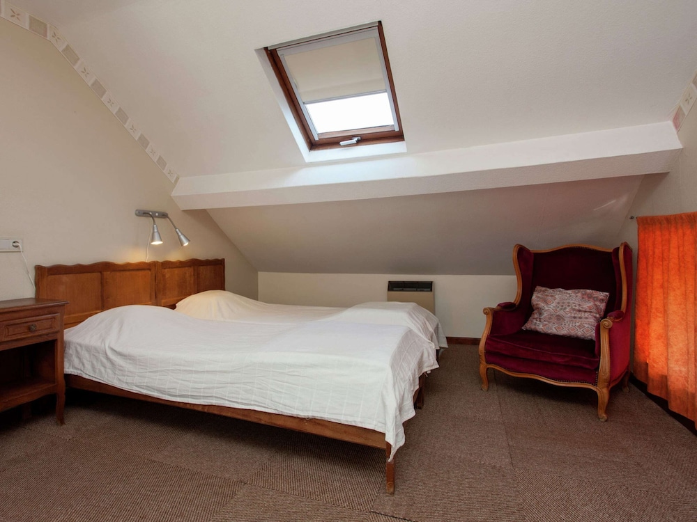 House in Natural Area Ideal for Families with Games Room, Sauna, Hot Tub view 2
