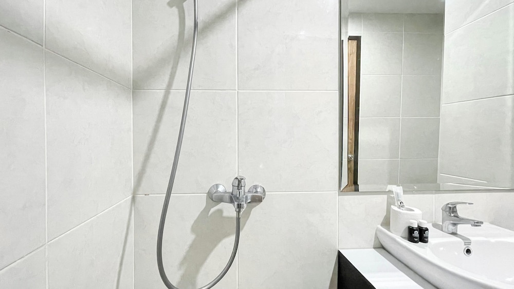 Modern Studio Apartment at Delft Ciputra Makassar
