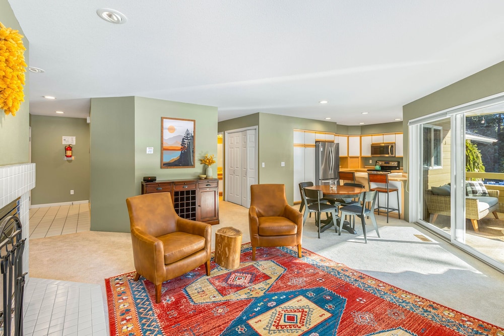 Snow Creek Peak Condo