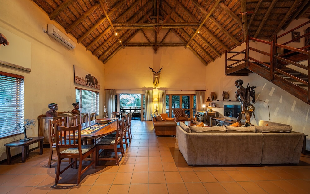Bush Villa at Kruger Park Entrance