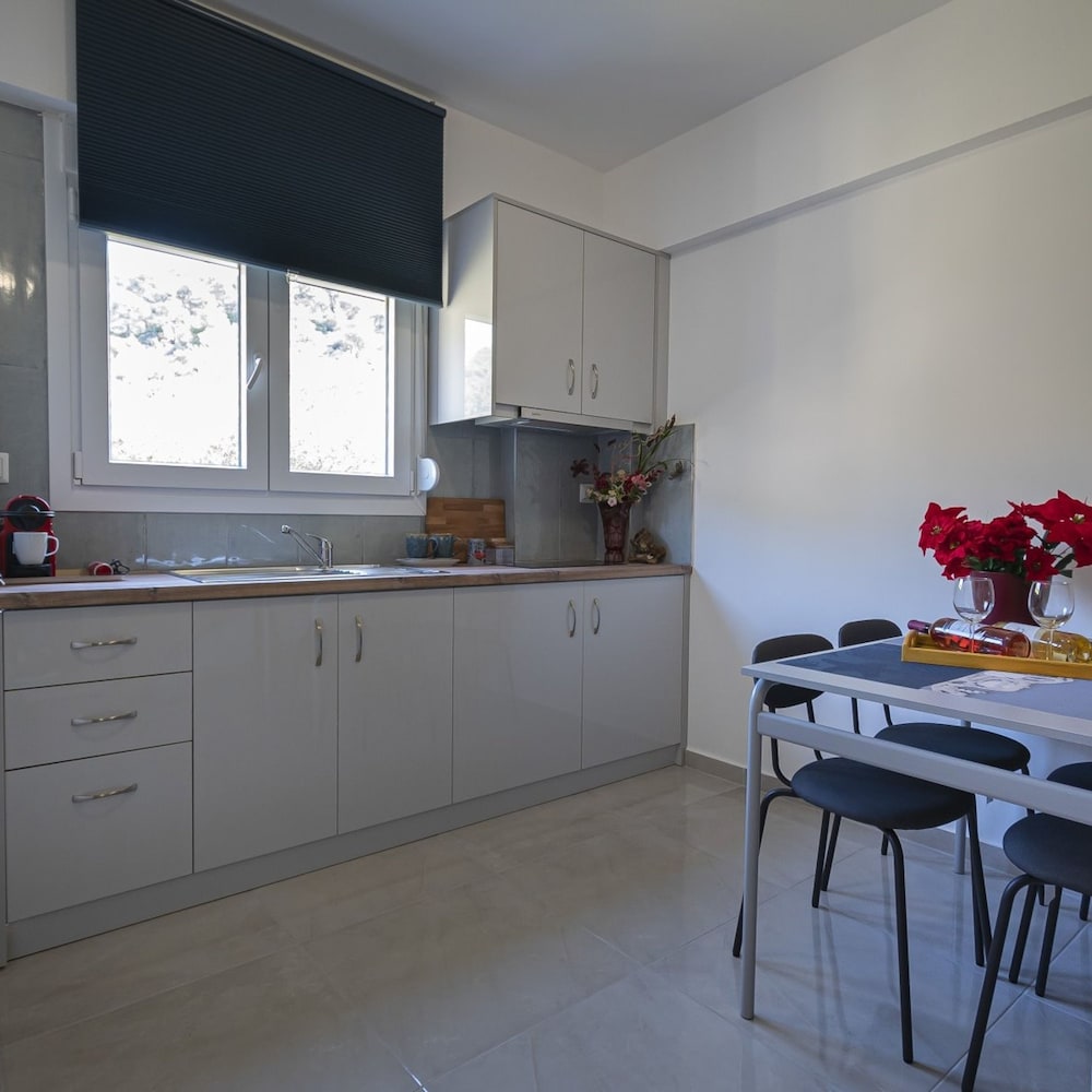Petra Apartment Terra by Rentalspro view 4