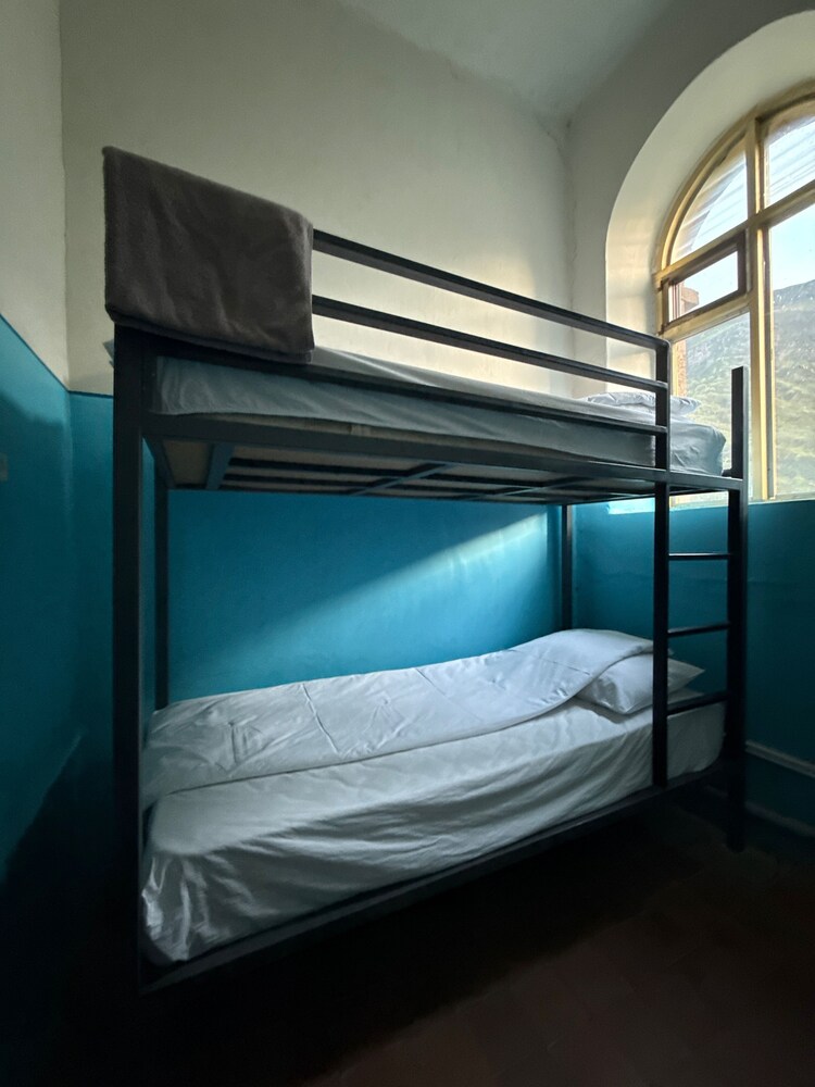 Tumanyan Bathhouse Hostel