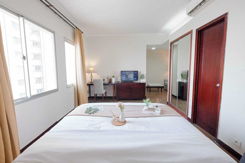 Cozy And Spacious 1Br Apartment At Marina Ancol
