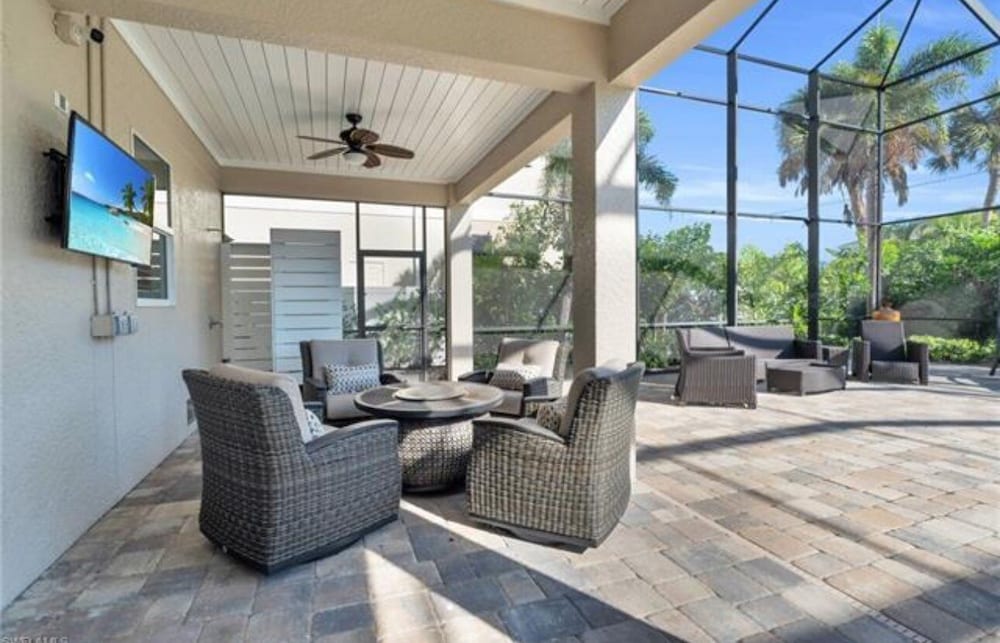 Sunset Breeze in Fort Myers Beach